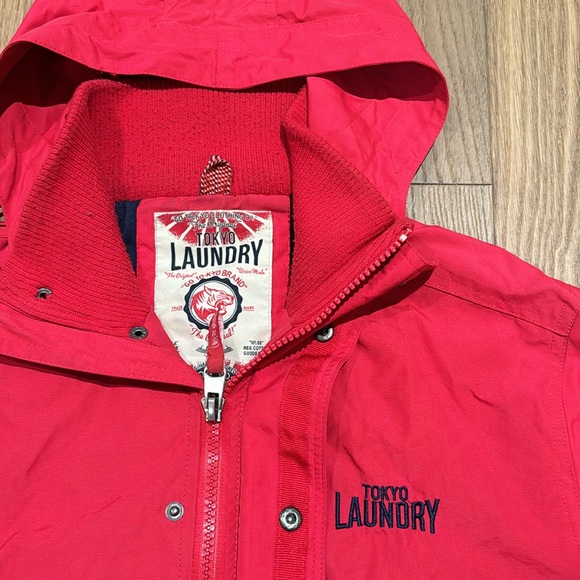 Tokyo Laundry Red Jacket - Picture 2 of 6